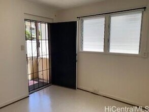 927 Spencer St in Honolulu, HI - Building Photo - Building Photo