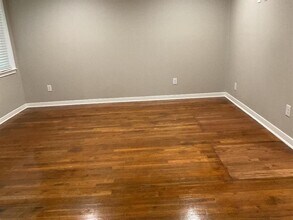 403 West St in Stafford, TX - Building Photo - Building Photo