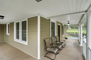 41 Oakland Ave in Woodbury, NY - Building Photo - Building Photo