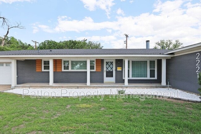 2221 Crockett St in Amarillo, TX - Building Photo - Building Photo