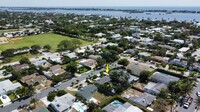 336 Laurie Rd in West Palm Beach, FL - Foto de edificio - Building Photo