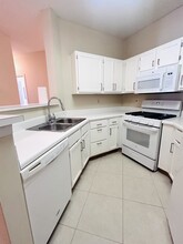 14317 Climbing Rose Way, Unit 0 in Centreville, VA - Building Photo - Building Photo