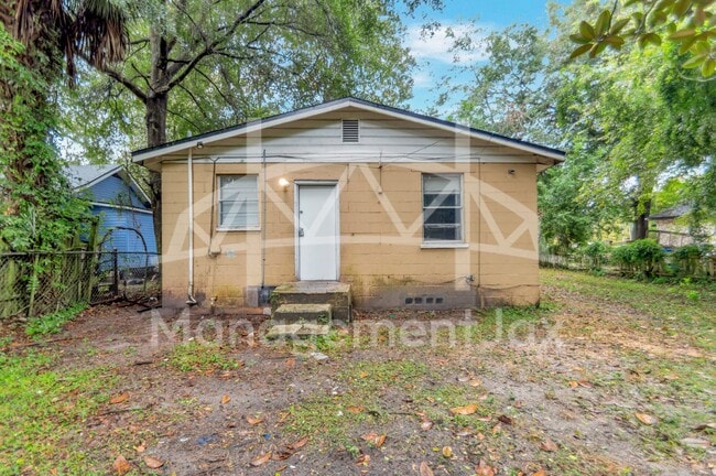 property at 5813 Doeboy St