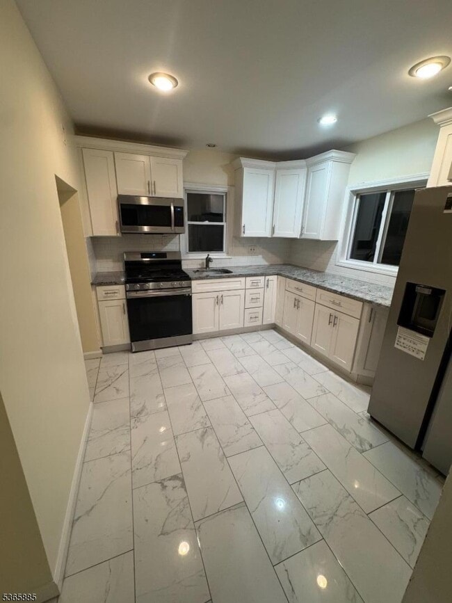 property at 32 Edisonia Terrace