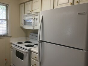 2811 Edridge Ct in Raleigh, NC - Building Photo - Building Photo