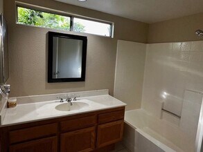 29267 Summerset Dr in Menifee, CA - Building Photo - Building Photo