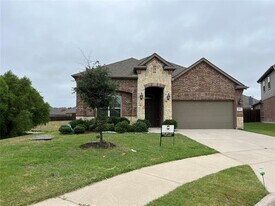 801 Lake Cypress Ln in Little Elm, TX - Building Photo