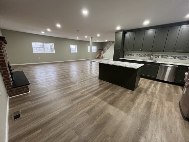 3392 Creek Rd, Unit 2 in Northampton, PA - Building Photo - Building Photo