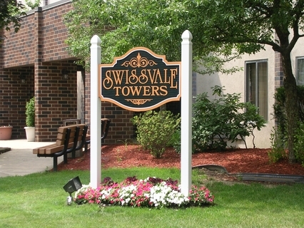 Swissvale Towers in Pittsburgh, PA - Foto de edificio - Building Photo