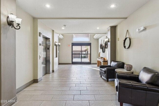 14000 N 94th St in Scottsdale, AZ - Building Photo - Building Photo