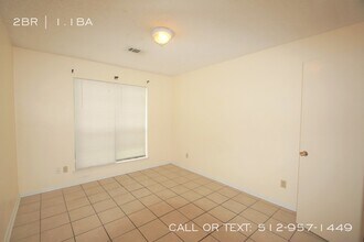 10 Deerfield Dr-Unit -Unit D in Wimberley, TX - Building Photo - Building Photo