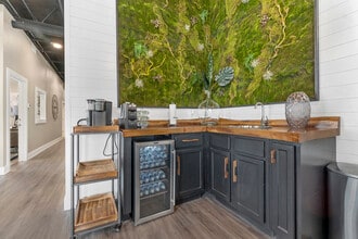 Treehouse in San Marcos, TX - Building Photo - Building Photo