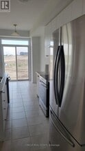 159 Brighton Ln in Thorold, ON - Building Photo - Building Photo