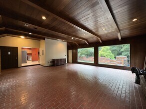 4600 NW Cornell Rd in Portland, OR - Building Photo - Building Photo