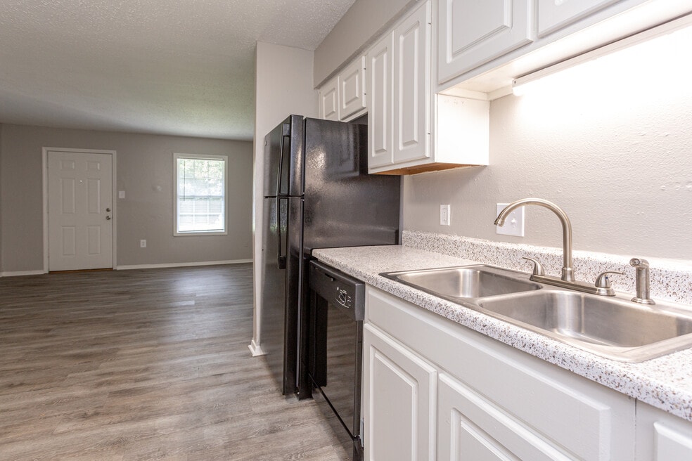 Payton Garden Apartments and Nearby Pearl Apartments For Rent Pearl, MS