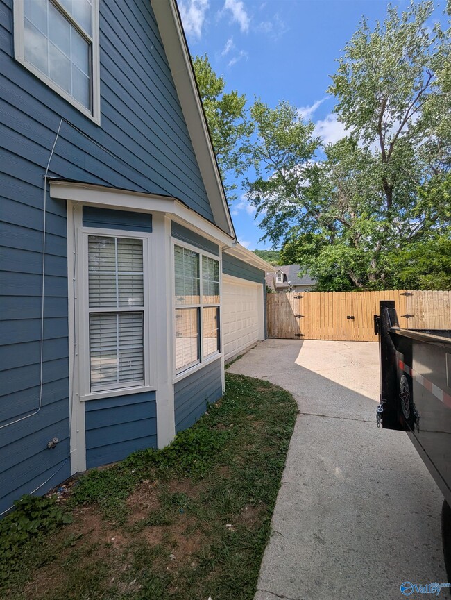 2504 Weatherstone Rd SE in Huntsville, AL - Building Photo - Building Photo