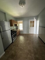 658 4th St, Unit 1 Apartamentos