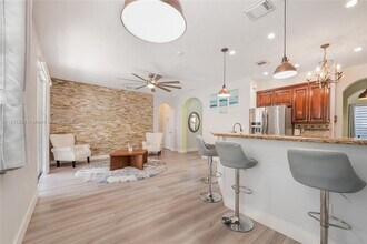 20255 SW 129th Ave in Miami, FL - Building Photo - Building Photo