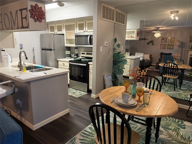 property at 2120 El Paseo St