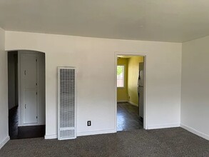 2133 Sicard St in Marysville, CA - Building Photo - Building Photo