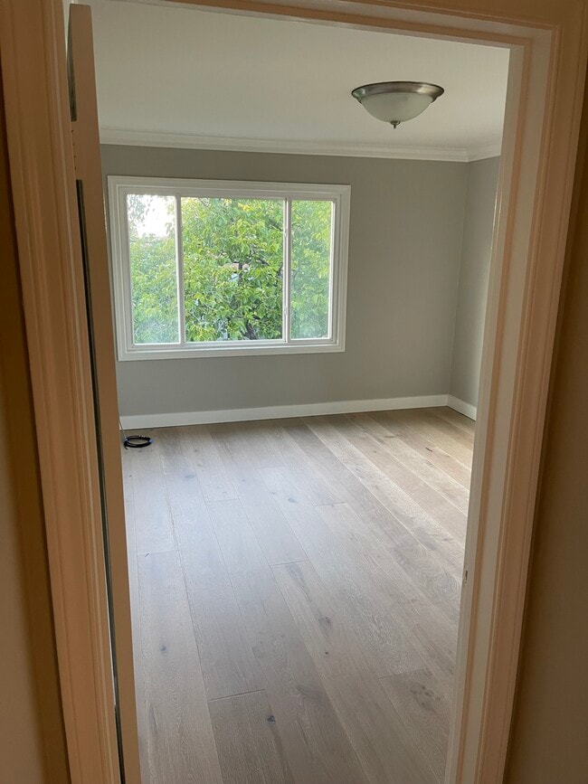 112 44th Ave, Unit 110 in San Mateo, CA - Building Photo - Building Photo