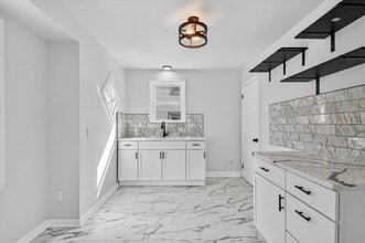 8449 Penrod St in Detroit, MI - Building Photo - Building Photo