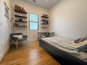 78 Paterson St in Jersey City, NJ - Building Photo - Building Photo