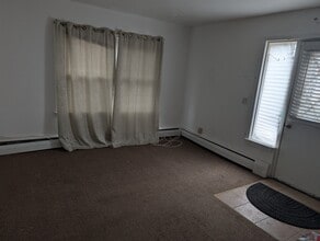 23 1/2 Church St in Highland, NY - Building Photo - Building Photo