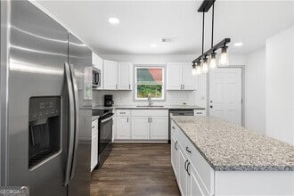 2178 Penelope St NW in Atlanta, GA - Foto de edificio - Building Photo