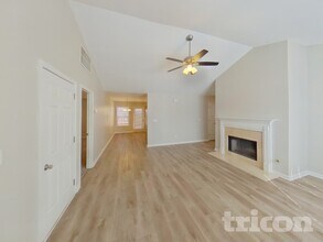 177 Whetstone Way in Villa Rica, GA - Foto de edificio - Building Photo