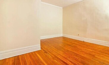 77 W 85th St in New York, NY - Building Photo - Building Photo
