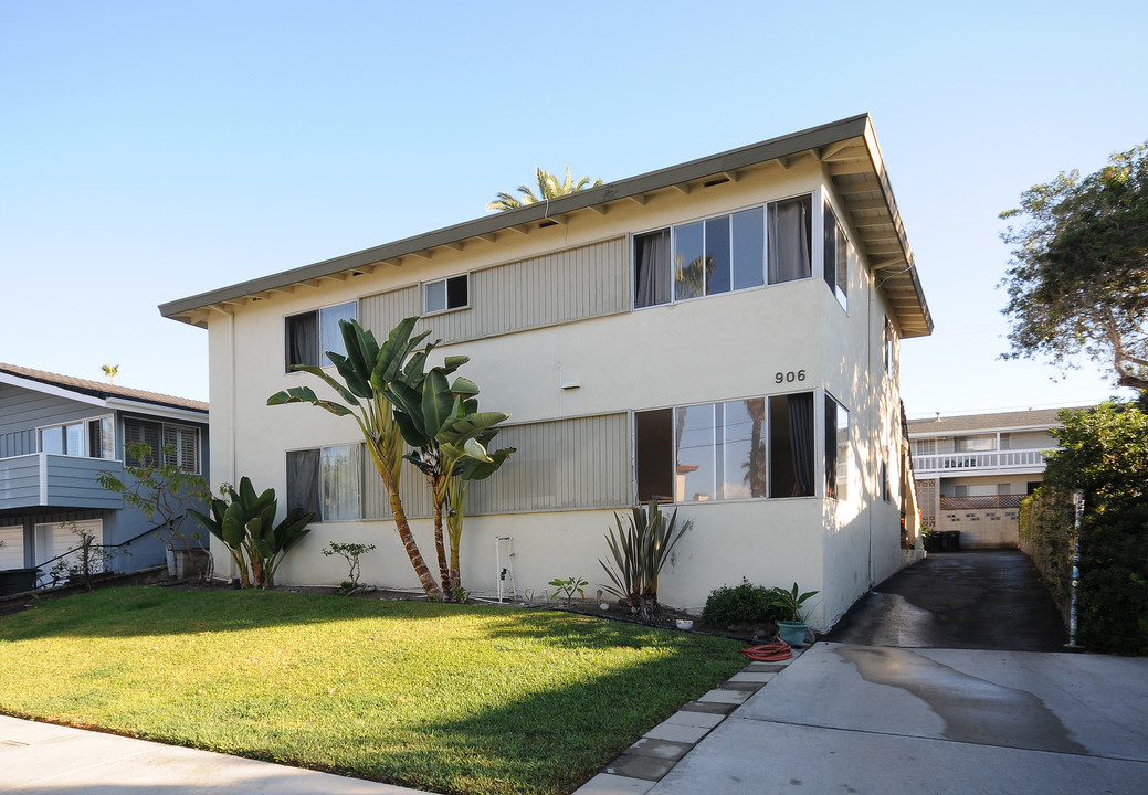 906 Buena Vista in San Clemente, CA - Foto de edificio