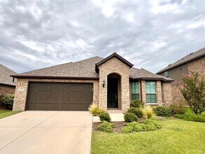 319 Camille Crossing in Celina, TX - Building Photo - Building Photo
