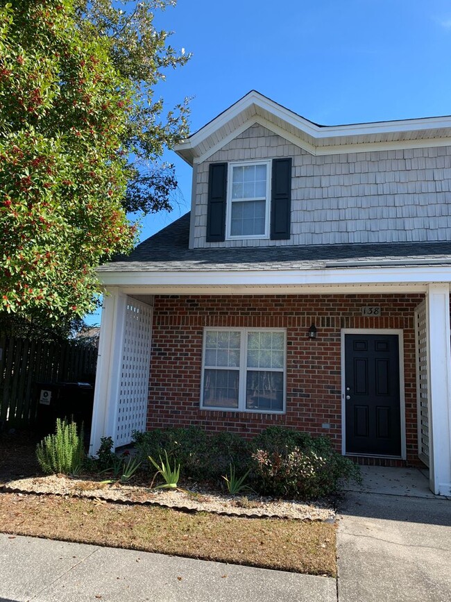 4501 Prior Dr in Wilmington, NC - Building Photo - Building Photo