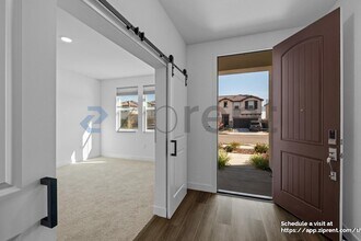 15961 Mavericks Ln in Lathrop, CA - Building Photo - Building Photo