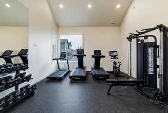 Fir Grove Townhomes in Vancouver, WA - Building Photo - Interior Photo