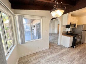 3608 Keystone Av, Unit 08 06 in Los Angeles, CA - Building Photo - Building Photo