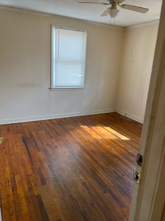 property at 1835 Bethlea Ave