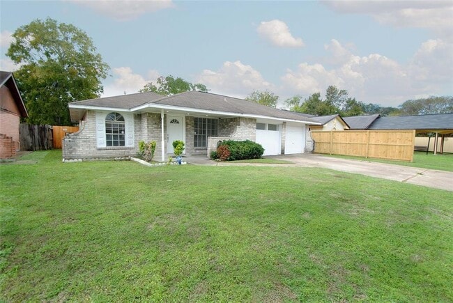 2135 Bunzel St in Houston, TX - Building Photo - Building Photo