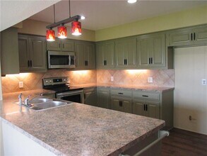 215 Monkey Rd in Elgin, TX - Building Photo - Building Photo