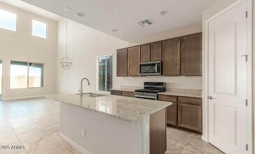 19754 W Palo Verde Dr in Litchfield Park, AZ - Building Photo - Building Photo