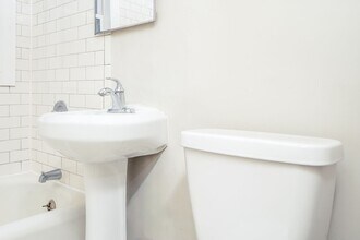 3500 Dupont Apartments in Minneapolis, MN - Building Photo - Interior Photo