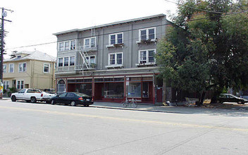 2110 Ashby Ave in Berkeley, CA - Building Photo - Building Photo