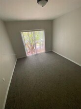 612 SW 11th St in Homestead, FL - Building Photo - Building Photo