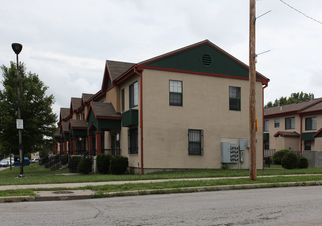 1710-1726 Missouri Ave in Kansas City, MO - Foto de edificio - Building Photo