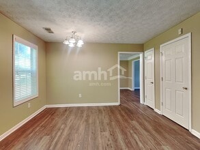 3442 Kittery Dr in Snellville, GA - Foto de edificio - Building Photo