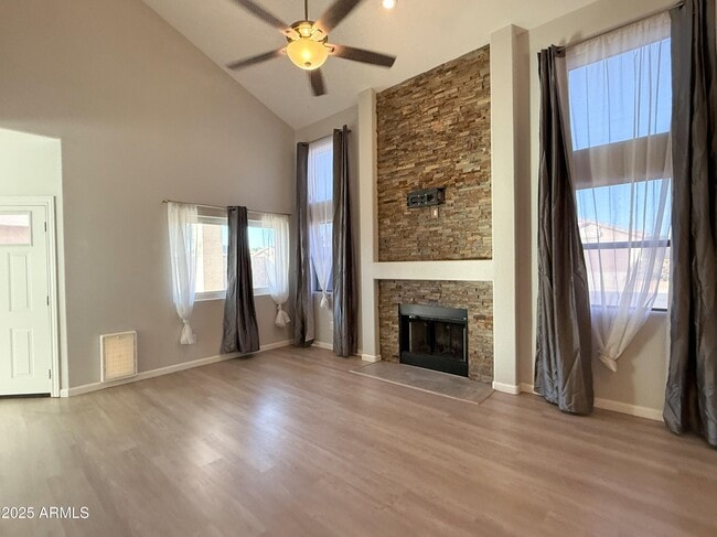 13874 N 91st Dr in Peoria, AZ - Building Photo - Building Photo