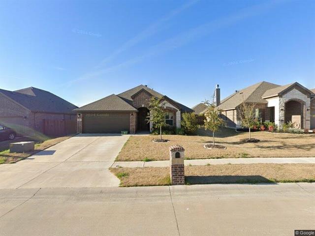 211 Buckskin Dr in Waxahachie, TX - Building Photo