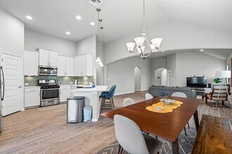 10218 Ansel Dr in Austin, TX - Building Photo - Building Photo