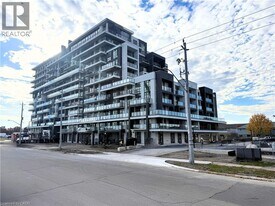 461 Green Rd in Hamilton, ON - Building Photo